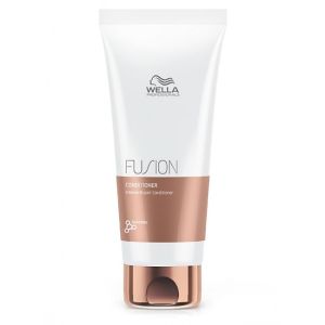 Балсам за интензивно възстановяване на косата WELLA Fusion Conditioner 200ml